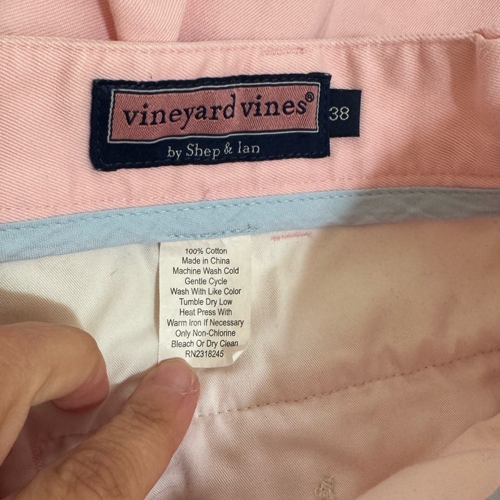 Men’s Vineyard Vines light pink flat front casual shorts 100% Cotton Size 38 - Picture 3 of 3